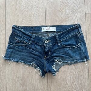 Hollister Low Rise Cut Off Denim Shorts (Size: 26)